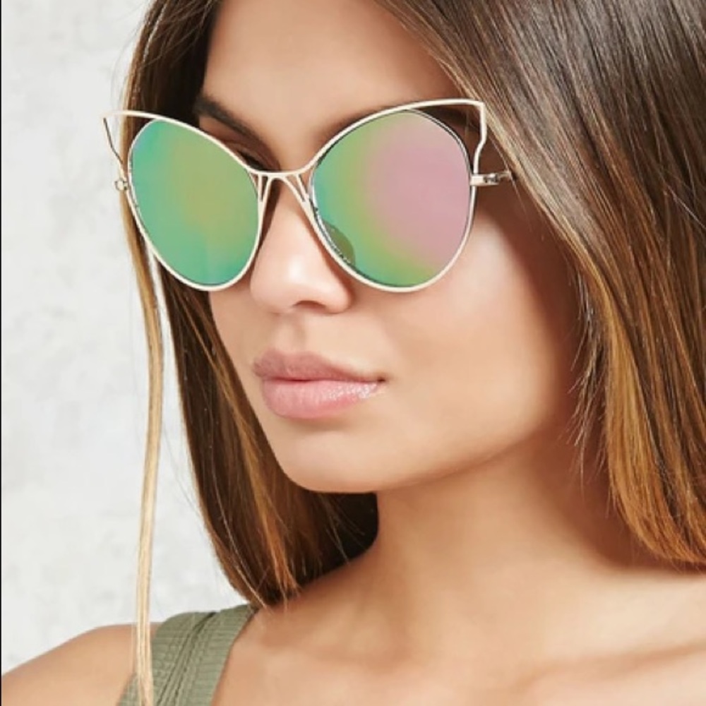 3 for $20 [Forever 21] Mirrored Cat-Eye Sunglasses